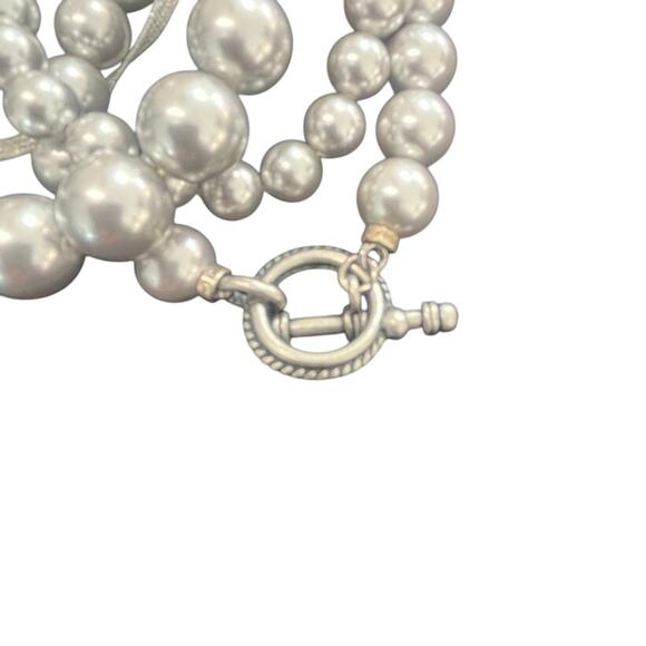 Chan Luu Grey Pearl Holly Stretch Bracelet Set With Silver Clasp NWT - Picture 4 of 6